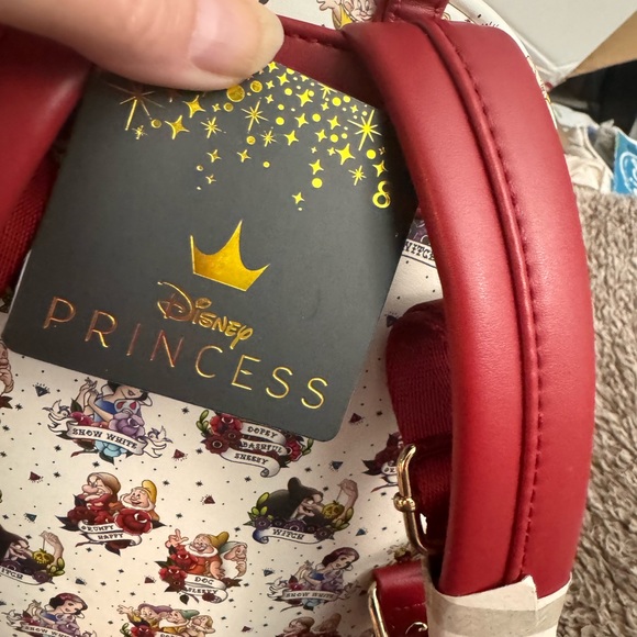 NWT Loungefly Snow White tattoo backpack - Picture 7 of 12